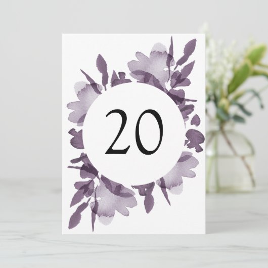 Romantischer Blumentisch (Stehend Vorderseite)