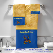 Romantischer goldvergifteter Skorpion mit blau Badhandtuch Set