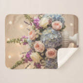 Romantischer Hydrangea- und Rosenstrauß Sherpadecke (Vorderseite (Horizontal))