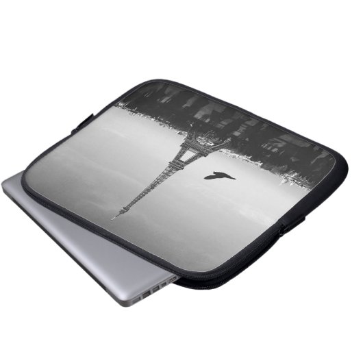 Romantischer Paris-Eiffelturm Schwarzweiss Laptopschutzhülle (Vorne Knopf)