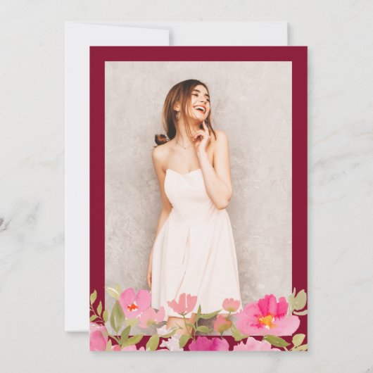 Romantischer, rosa, floralbordeauxrot Süß 16 Einladung (Rückseite)