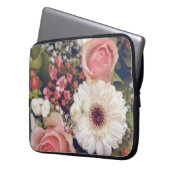 Romantischer rosa Rosen Blumenstrauß Laptopschutzhülle (Vorderseite Links)