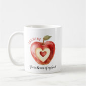 Romantischer roter Apfelherz Valentinstag Kaffeetasse (Links)
