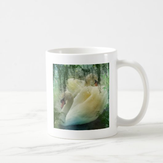 Romantischer See Schwimmen Weiße Schwäne Kaffeetasse (Rechts)