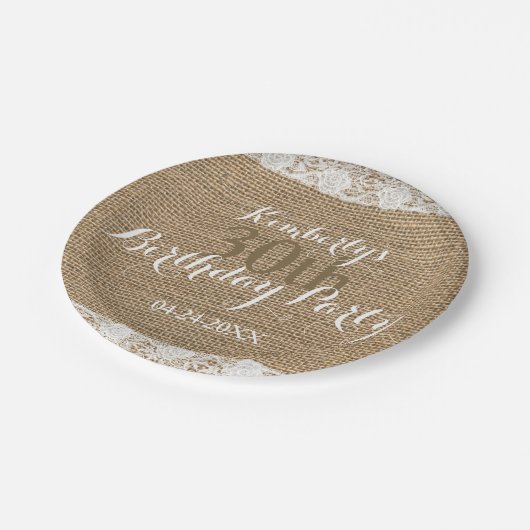 Romantischer Spitzeleinwand 30. Pappteller (Schrägansicht)