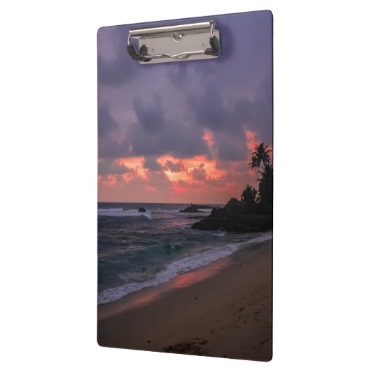 Romantischer Strand in Dusk Klemmbrett (Links)