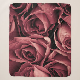 Romantischer Vintage-Rosenhintergrund Sherpadecke