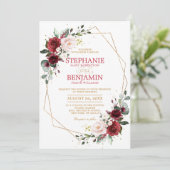 Romantischer Wasserfarbenburgundy Floral Gold Geom Einladung (Stehend Vorderseite)