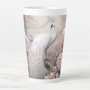 Romantischer weißer Pfau und rosafarbene Blumen Milchtasse