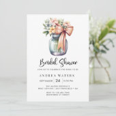 Romantisches BlumenBouquet-Brautparty Einladung (Stehend Vorderseite)