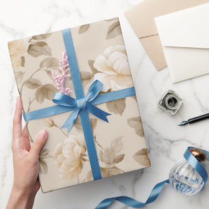 Romantisches cremefarbenes Rosen-Beige Blumenmuste Geschenkpapier