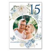 Romantisches Dusty Blue Floral Wedding Foto Tischnummer (Rückseite)