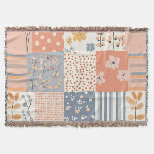 Romantisches florales Patchwork in Rosé und Elfenb Decke