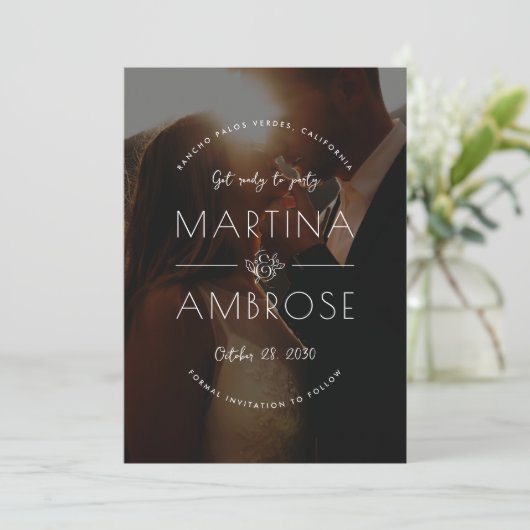 Romantisches Foto Save The Date (Stehend Vorderseite)