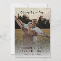Romantisches Foto Save The Date Nie zu spät