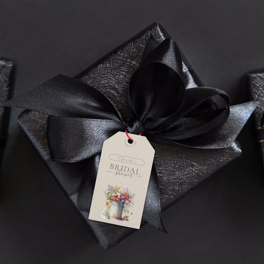 Romantisches Frühlingsblumen Vase Brautparty Geschenkanhänger