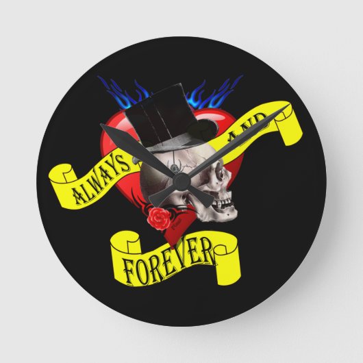 Romantisches gotisches Schädelvalentines-Liebeherz Runde Wanduhr (Vorderseite)