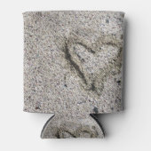 Romantisches Herz in Sand Dosenkühler (Vorderseite)