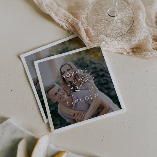 Romantisches kalligrafisches dunkles Foto Wedkin N Serviette