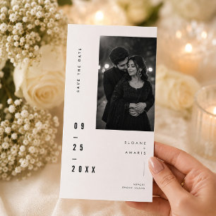 Romantisches minimalistisches Hochzeitsfoto in Sch Save The Date