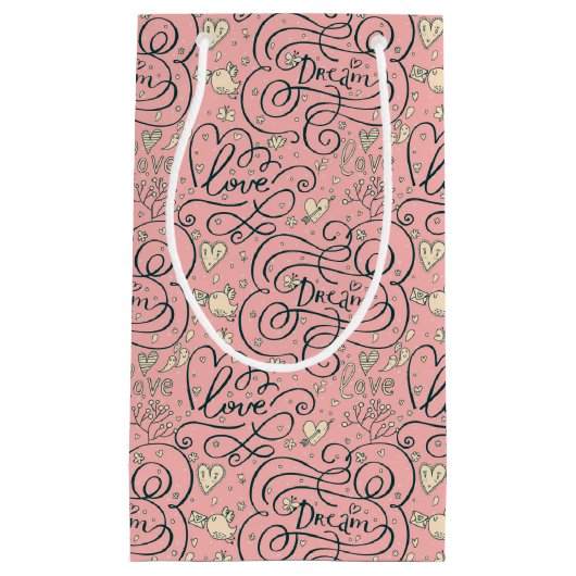 Romantisches Muster mit Herzen und Vögeln Kleine Geschenktüte (Vorderseite)