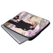 Romantisches Paar in Liebe Küssen im Regen Laptopschutzhülle (Vorne Knopf)