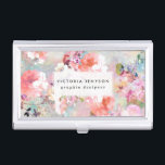 Romantisches rosa Aquamarines Watercolor Chordesig Visitenkarten Etui<br><div class="desc">ein mädchenhaftes,  elegantes und elegantes Blumenmuster mit wunderschönen und prächtigen Vintagen viktorianischen Rose und Pfannkuchen in hellrosa und orchid lila auf einem modernen und abstrakten rosa und aquamarinen pastellfarbenen Wasserfarbenmuster ...  ein femininines Geschenk für Blume- und Naturliebhaber mit einem Sinn für Trend und Mode.</div>