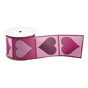 Romantisches Rosa hört auf und ab Satinband