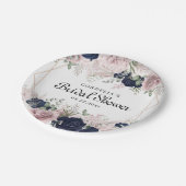 Romantisches Rosenrosen-Brautparty Pappteller (Schrägansicht)