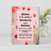 Romantisches Rotes Herz & Rose Einladung zur Hochz (Stehend Vorderseite)