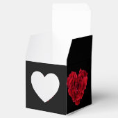 Romantisches rotes Rosenherz auf Schwarz Geschenkschachtel (Geöffnet)