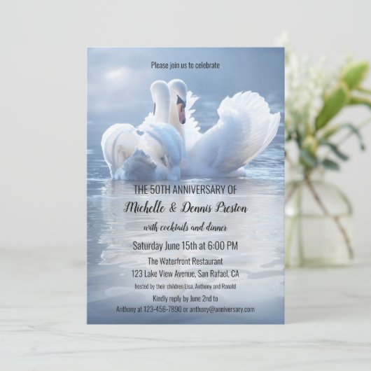Romantisches Schwanensee-Party Einladung (Stehend Vorderseite)