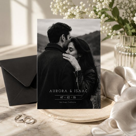 Romantisches Schwarz-Weiß-Foto Save The Date