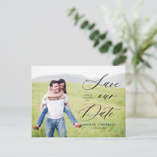 Romantisches Script-Foto Save the Date Postkarte (Stehend Vorderseite)