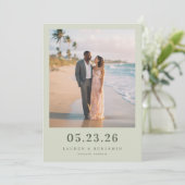 Romantisches Strandfoto Save The Date (Stehend Vorderseite)