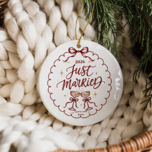 Romantisches Weihnachten als Frischvermählte Keramik Ornament