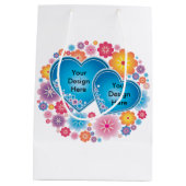 Romantisches weißes blühendes Herz Mittlere Geschenktüte (Rückseite)