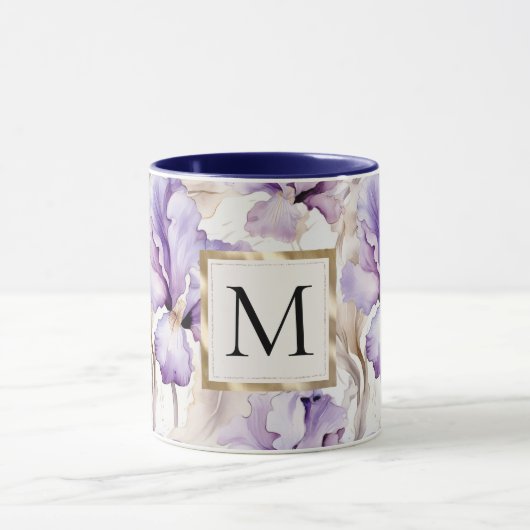 Romantisches weißes violettes Iris-Blumenmonogramm Tasse (Zentrum)