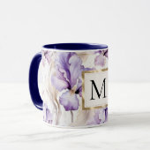 Romantisches weißes violettes Iris-Blumenmonogramm Tasse (Vorderseite Links)