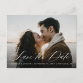 Romantisches Weißkalligraphie-Foto Save the Date Ankündigungspostkarte (Vorderseite)