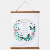 Römer 8:28 Blume und Schmetterlinge Wandteppich Mit Holzrahmen (Vorderseite)