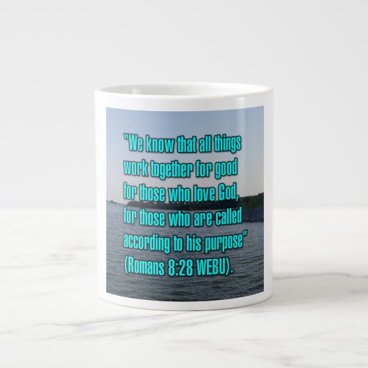 Römer 8:28 WEBU Tasse (Vorderseite)
