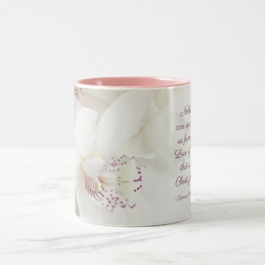 Römer 8:39 Liebe der Gottsbibel Weiße Orchideen Zweifarbige Tasse (Mittel)