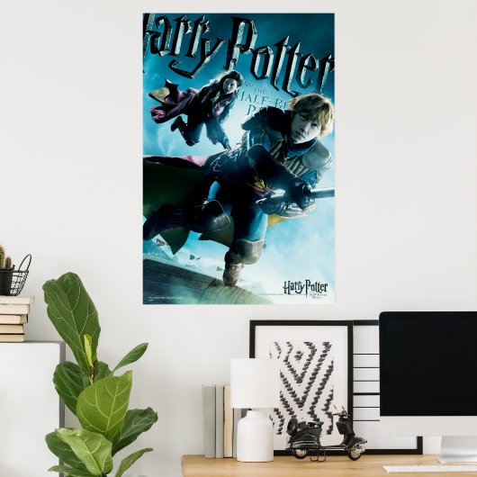 Ron and Ginny on Brooms 1 Poster (Heimbüro)