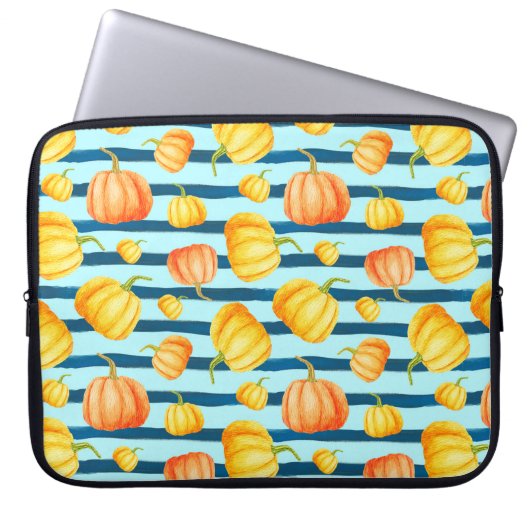 Rong um Orange Pumpkin. Nahtlose Aquarellkiste Laptopschutzhülle (Vorderseite)