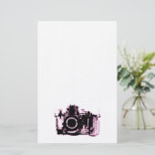 RÖNTGENBLICK-KAMERA - ROSA BRIEFPAPIER (Stehend Vorderseite)