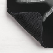 RÖNTGENSTRAHL-SKELETON ARM B&W MOUSEPAD (Ecke)