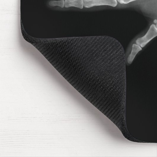 RÖNTGENSTRAHL-SKELETON ARM B&W MOUSEPAD (Ecke)