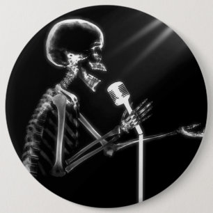 RÖNTGENSTRAHL-SKELETON GESANG AUF RETRO MIC - B&W BUTTON
