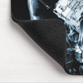 RÖNTGENSTRAHL-SKELETT AM TELEFON - BLAU MOUSEPAD (Ecke)